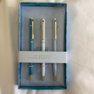 Set of 3 pens
